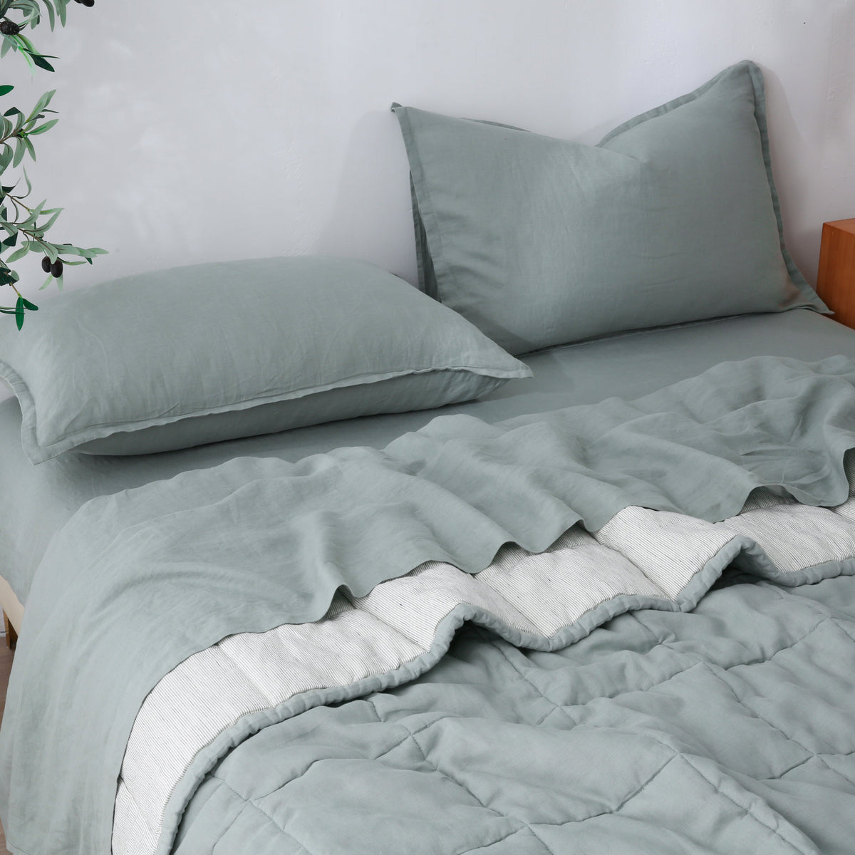 Quilted Linen Blanket - Sage + Pinstripe