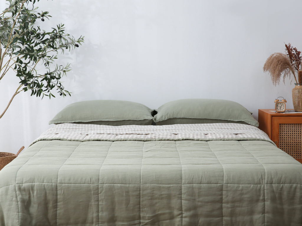 Quilted Linen Blanket - Fern + Beige Gingham