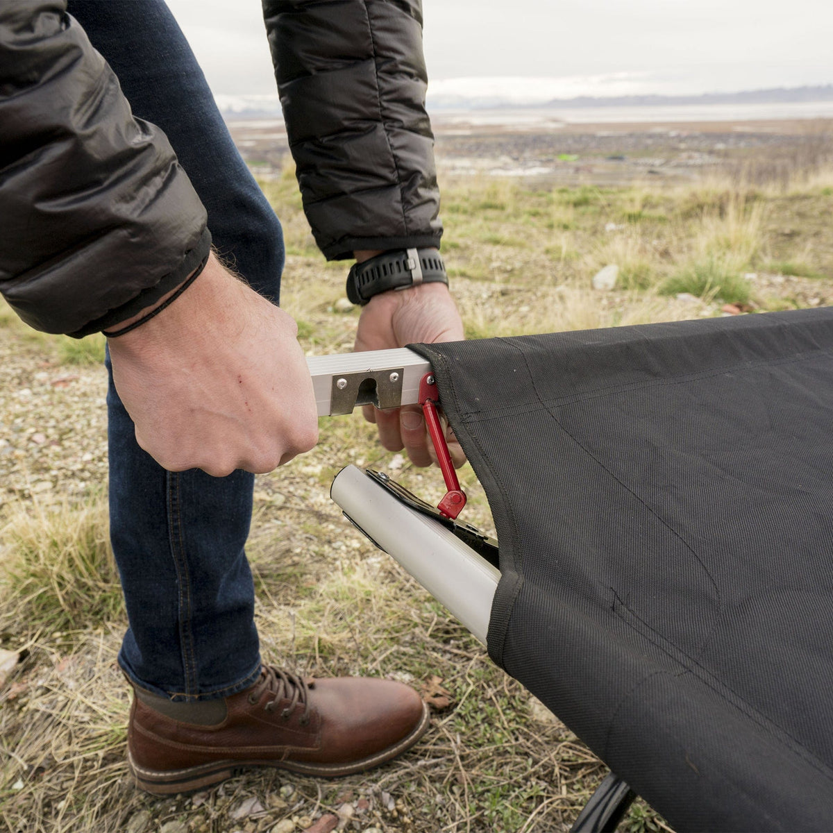 Camp Cot with Pivot Arm