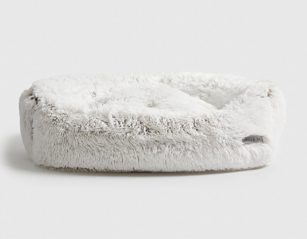 Arctic Shag Napper Bed
