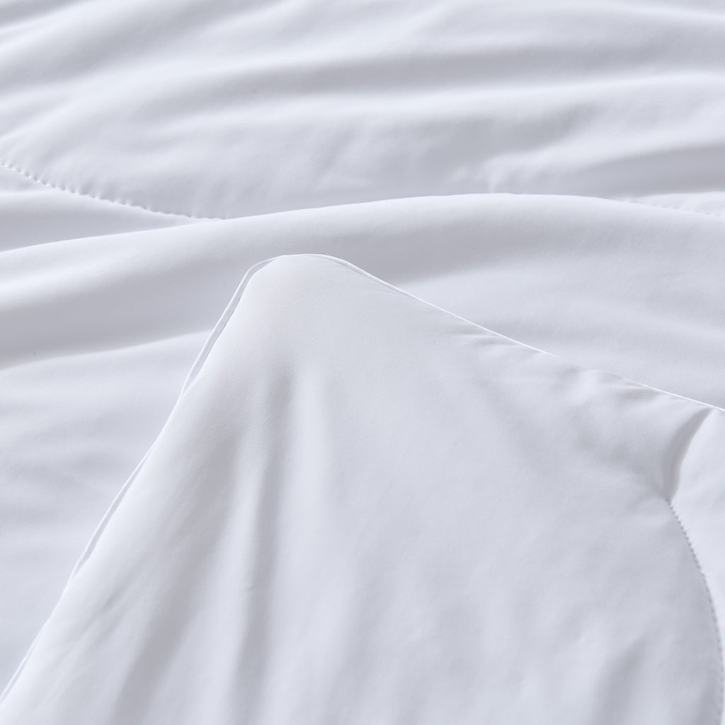 AeroChill Cooling Comforter