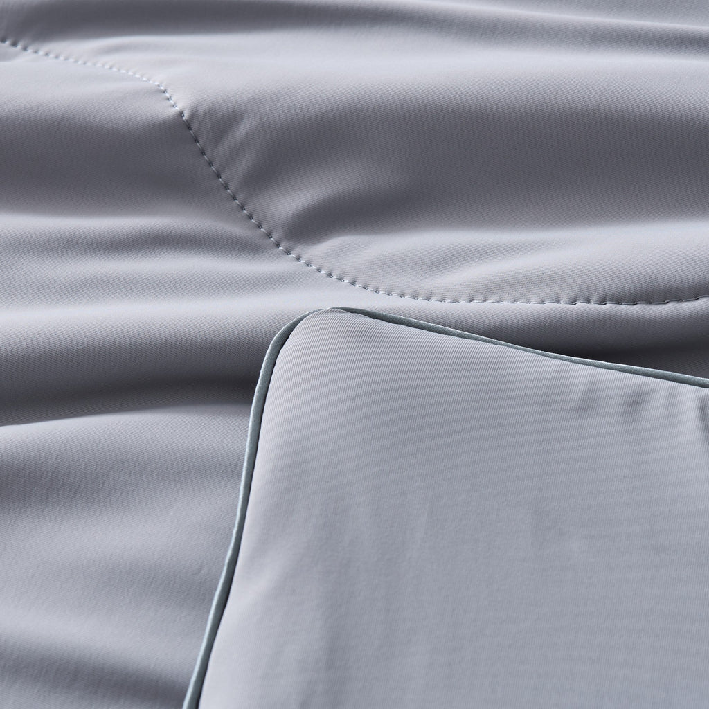 AeroChill Cooling Comforter