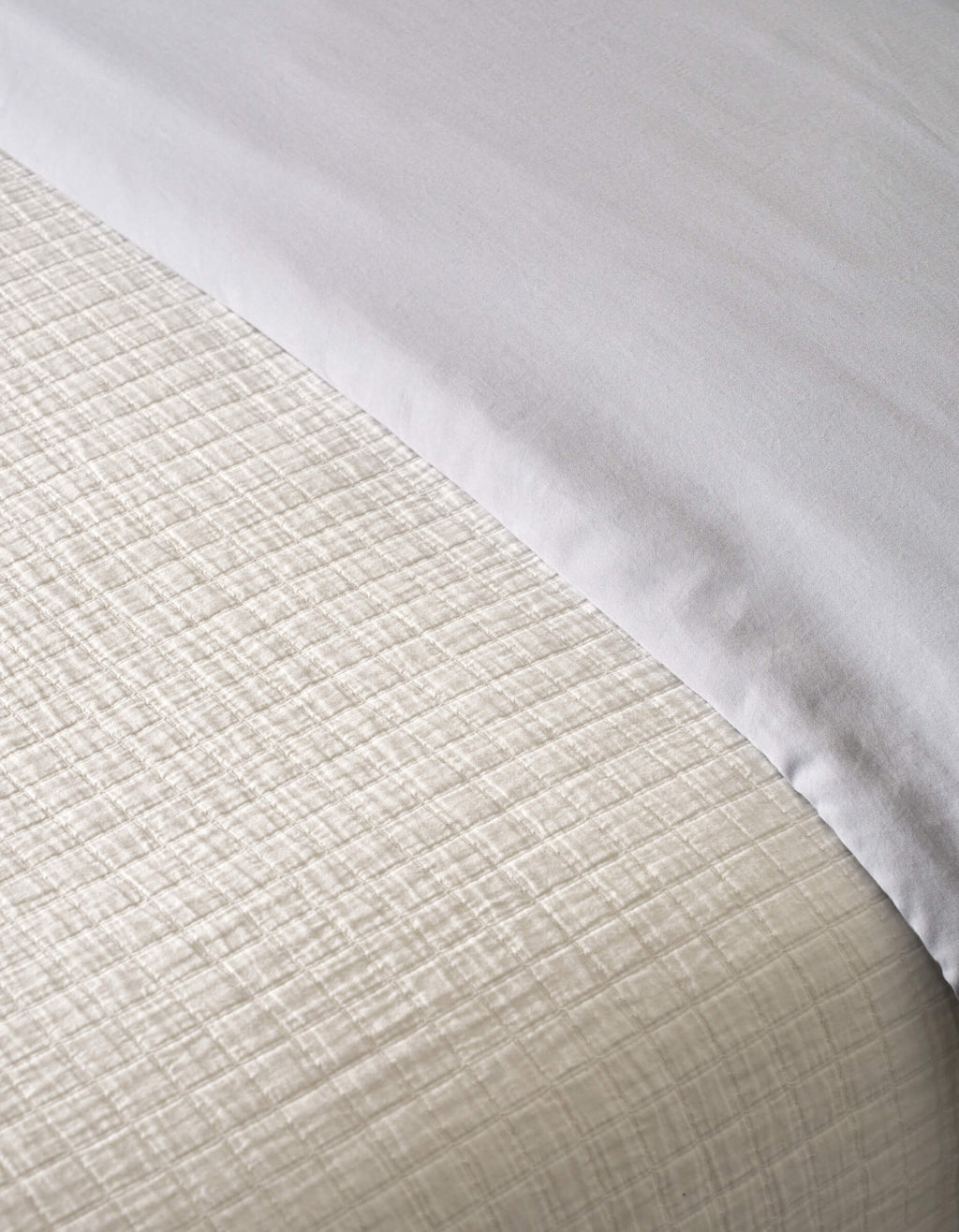 Waterfront Grid Matelasse Blanket