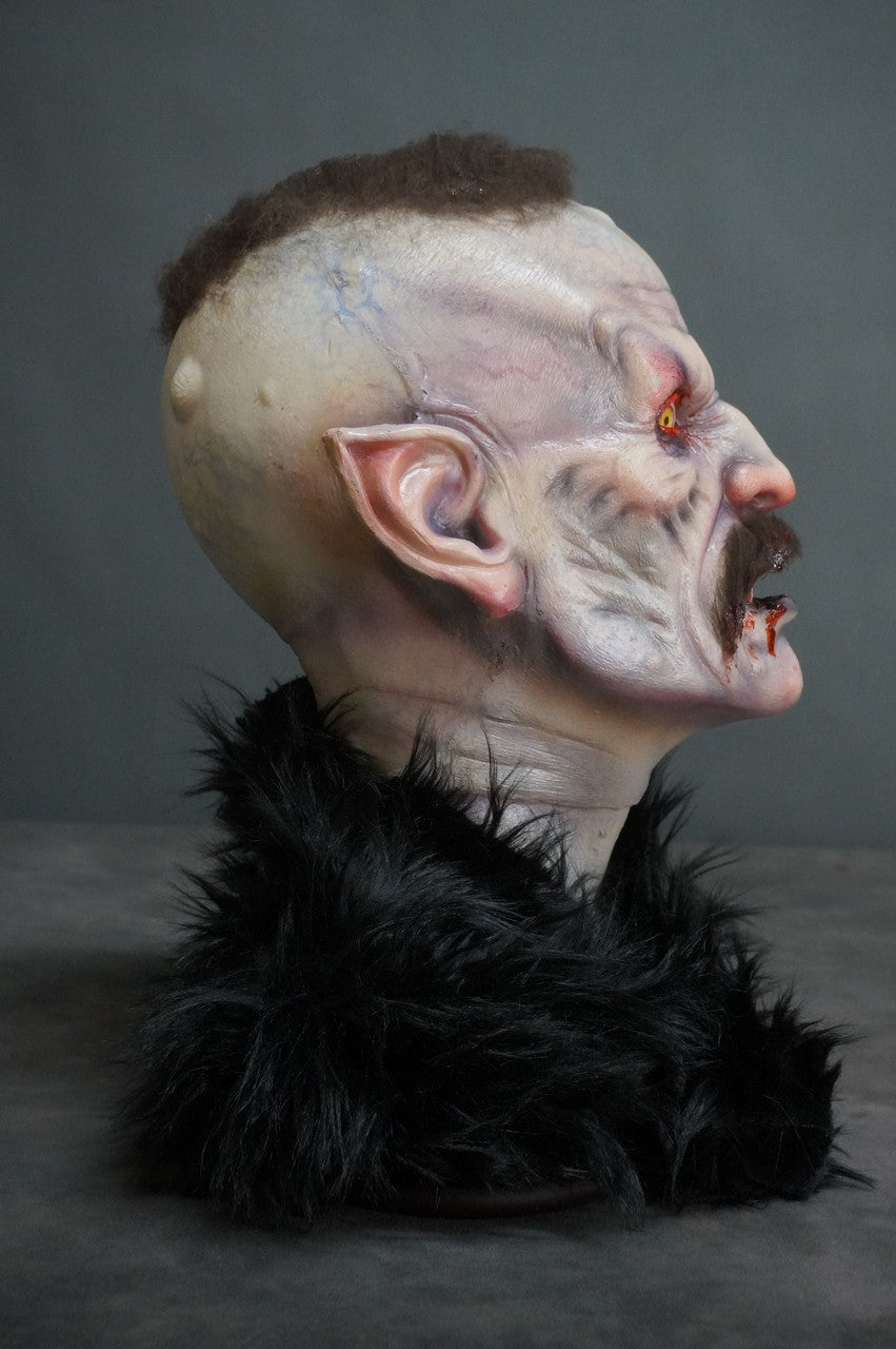 Count Malice Vampire Deluxe Head view 5