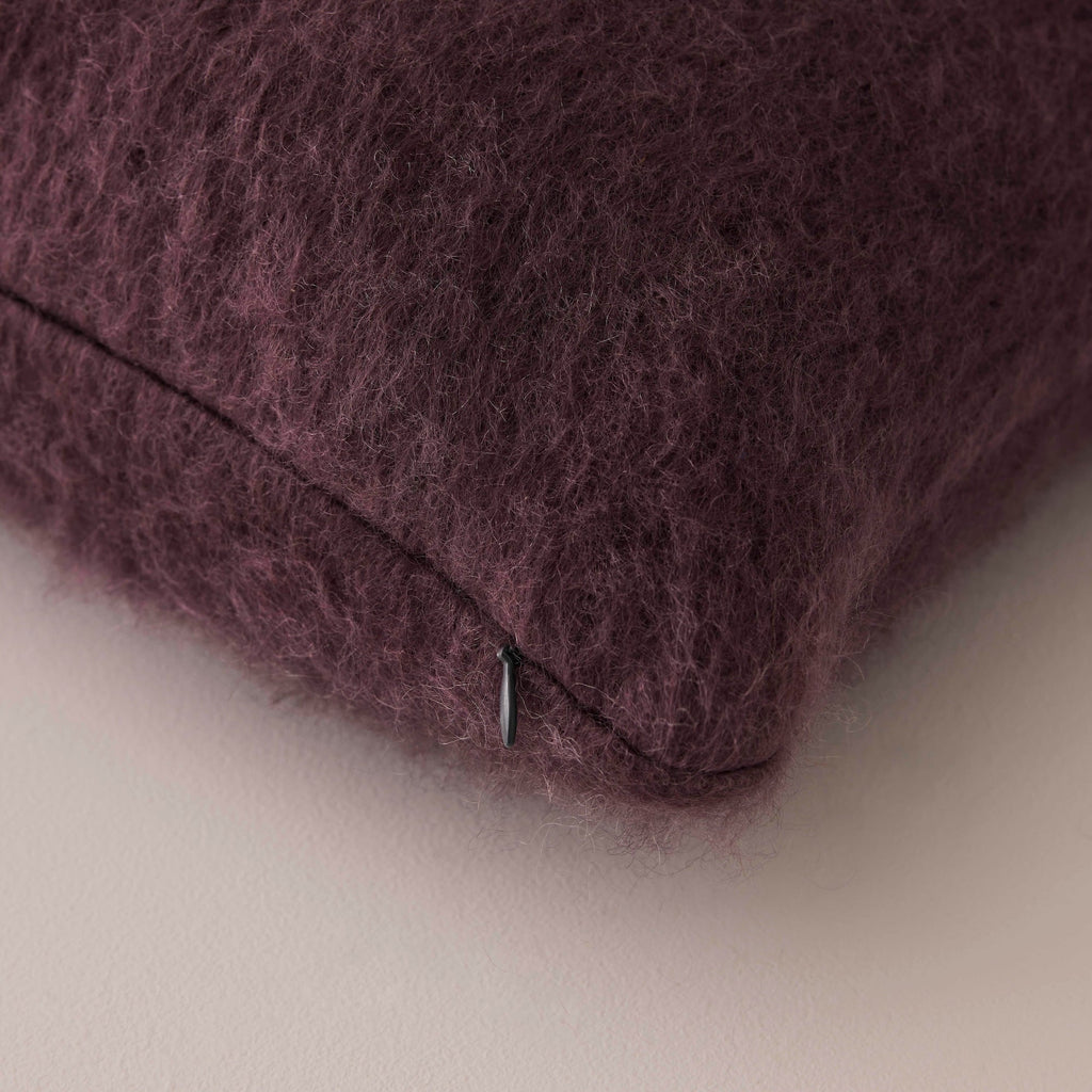 Lisos Cushion Cover