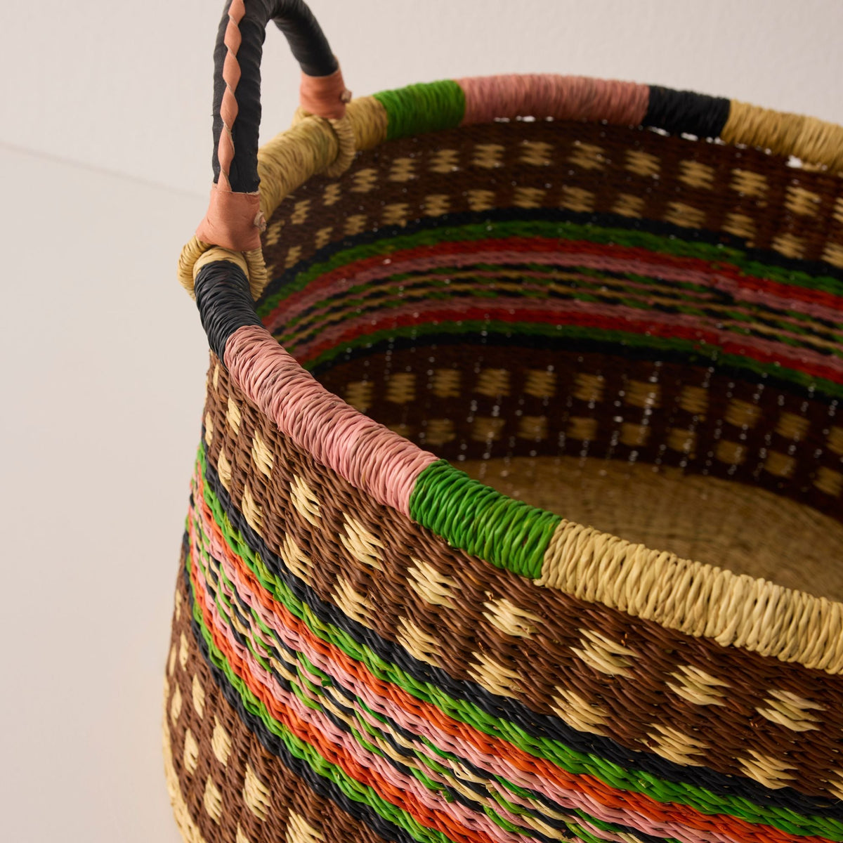 Medium Woven Short Basket