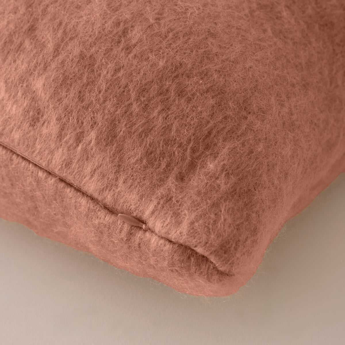 Lisos Cushion Cover
