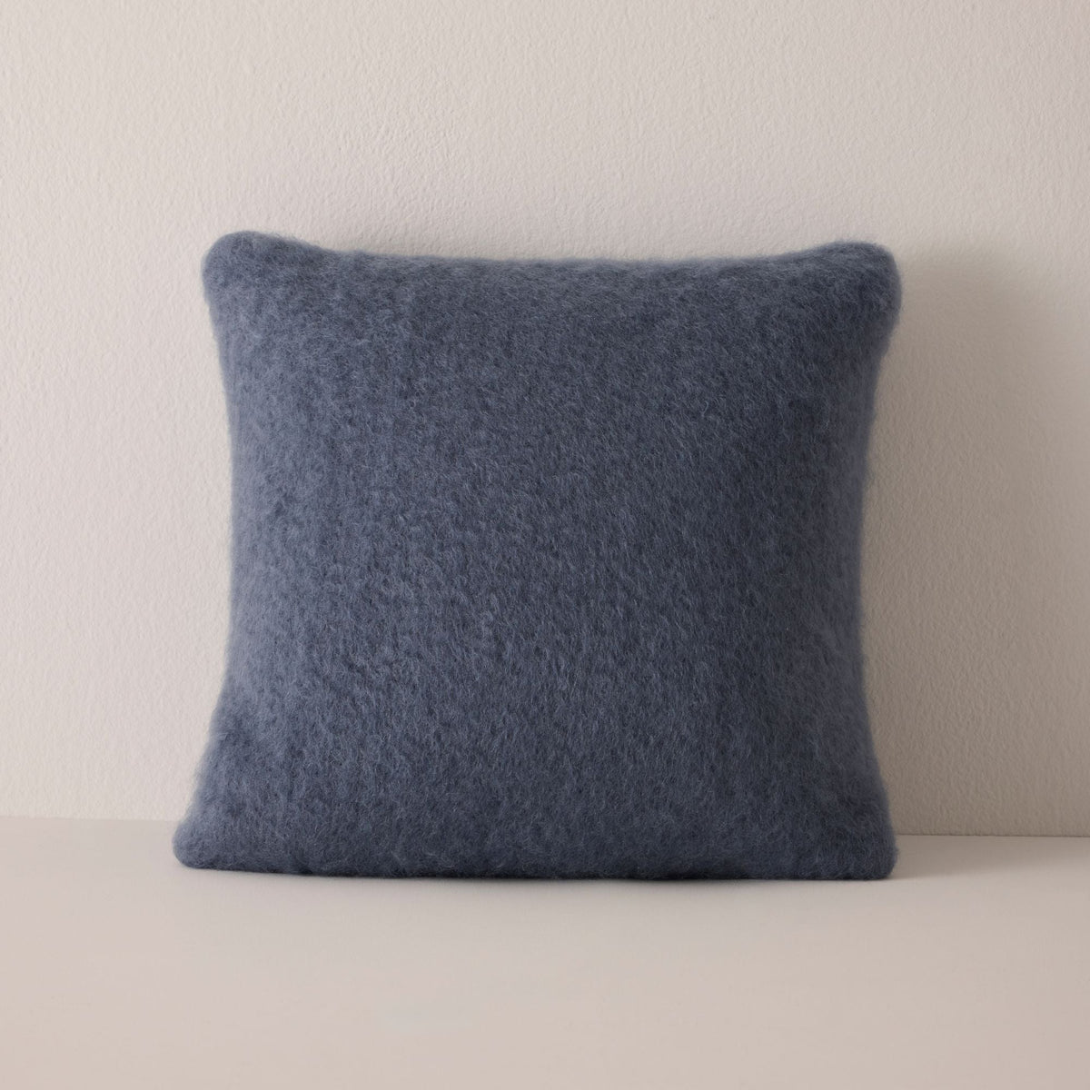 Lisos Cushion Cover