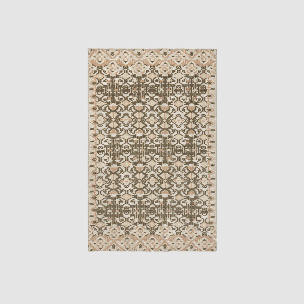 Hanita Hand-Knotted Accent Rug