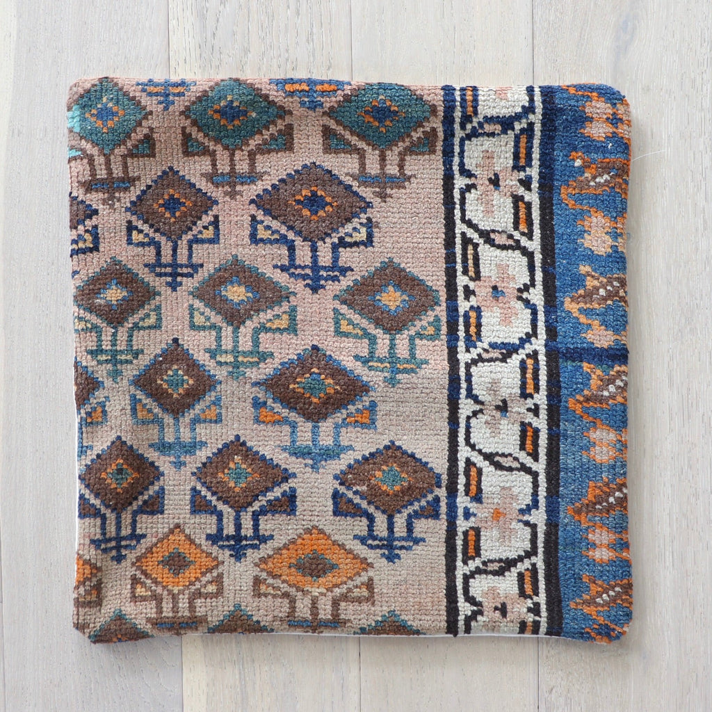 Malayer pillow no. 206