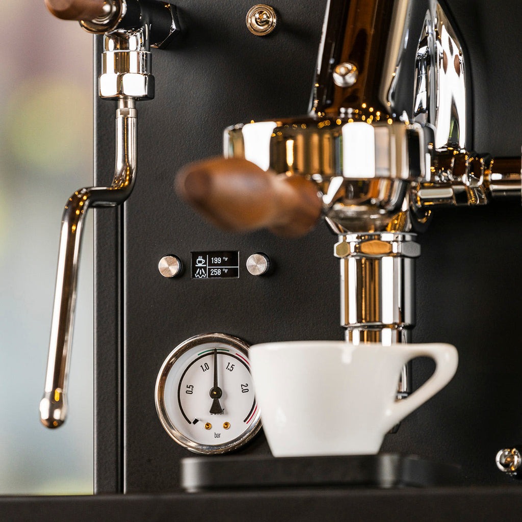 LUCCA M58 Sunto Espresso Machine with Flow Control product image 3