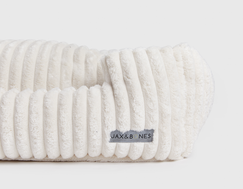Luna Ivory Lounge Bed