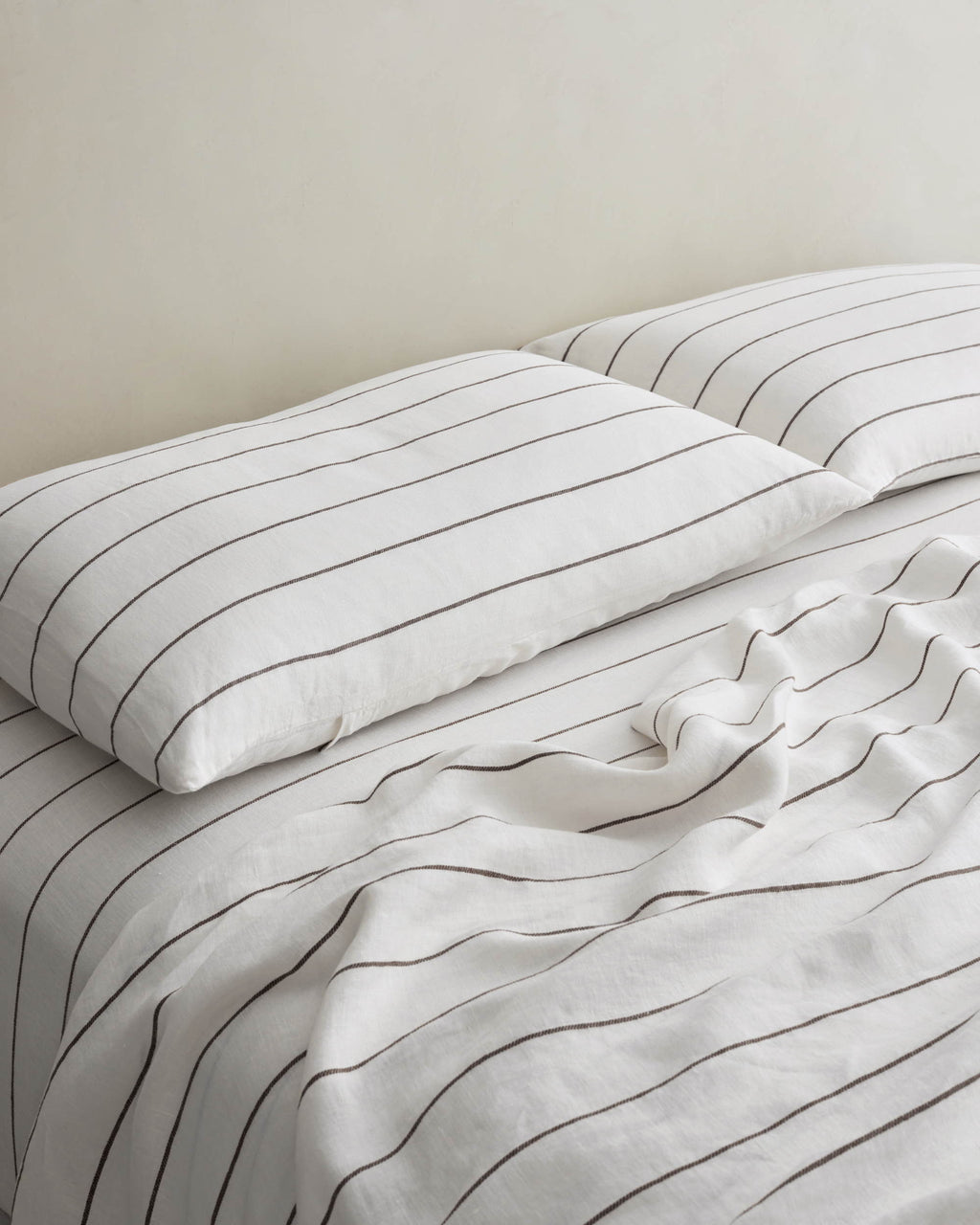 Set of 2 Linen Pillowcases - Truffle Stripe