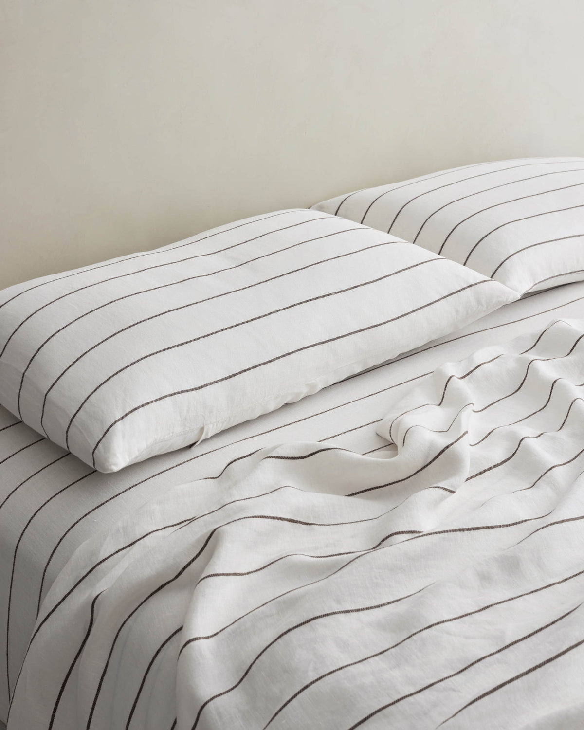 Set of 2 Linen Pillowcases - Truffle Stripe