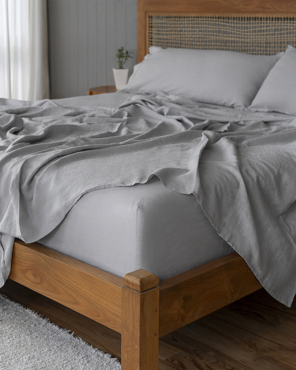 Stonewashed Linen Sheets - Individual Flat & Fitted Sheets