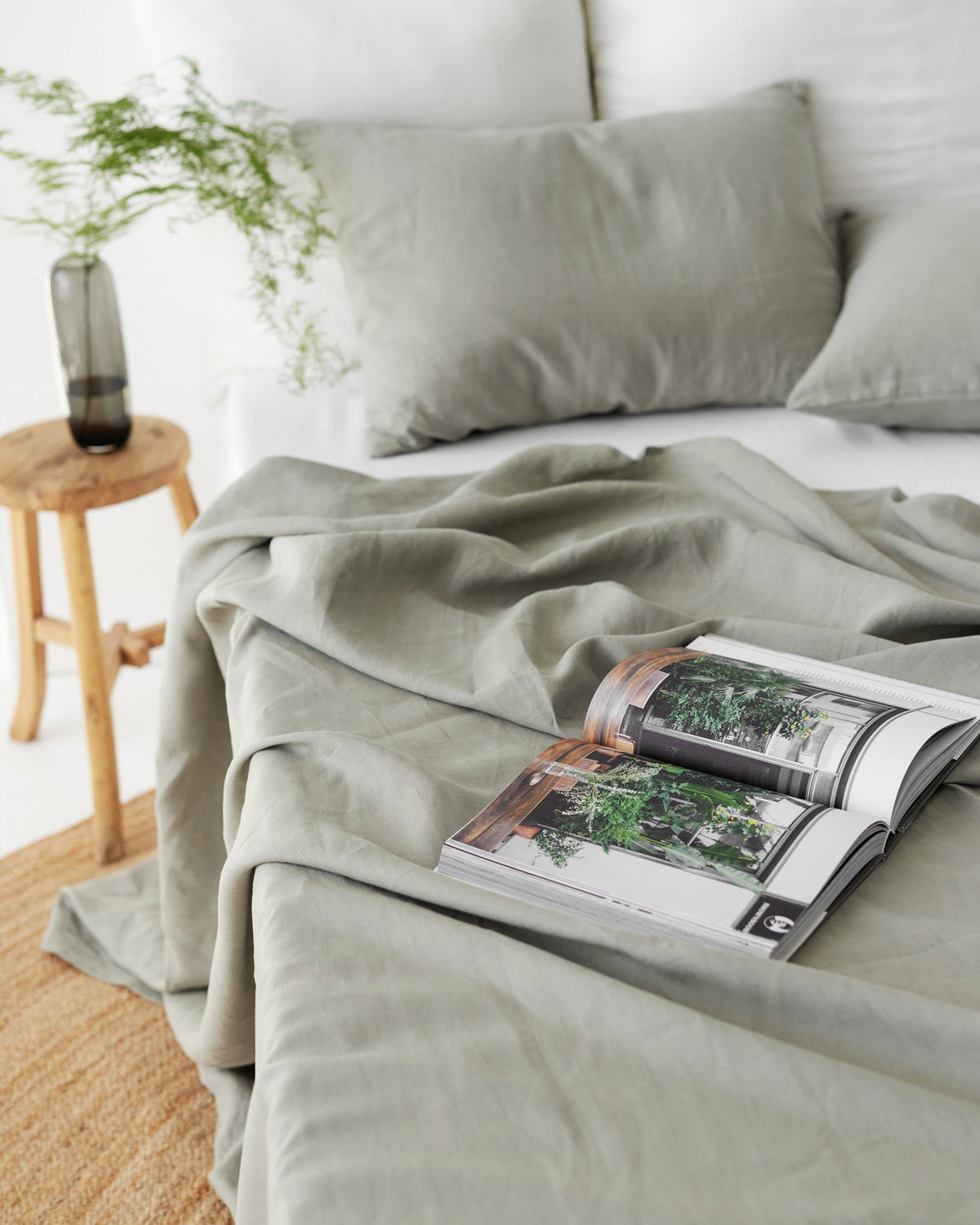 Calm sage linen flat sheet