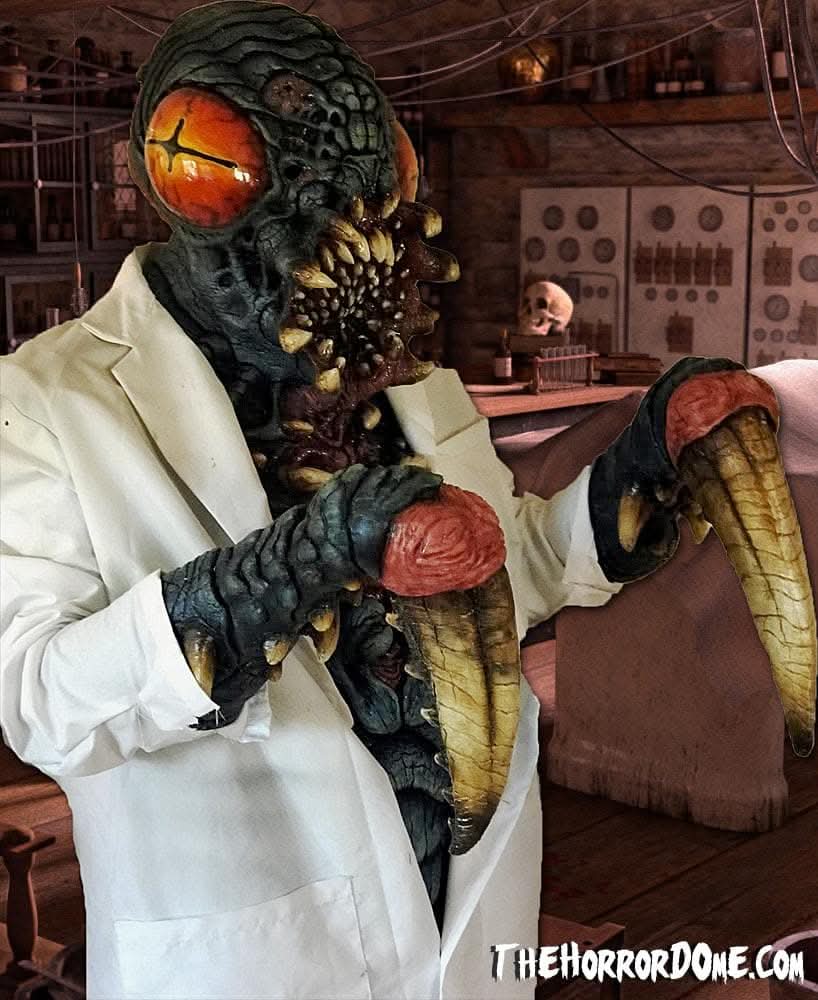 "Evolve" HD Studios Pro Halloween Costume view 4