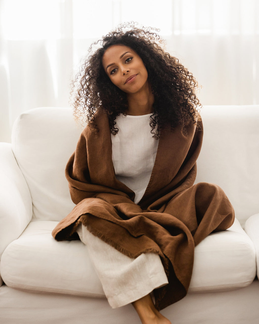 Heavyweight linen throw blanket in Chocolate brown