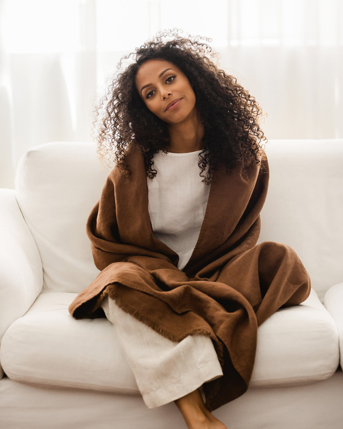 Heavyweight linen throw blanket in Chocolate brown