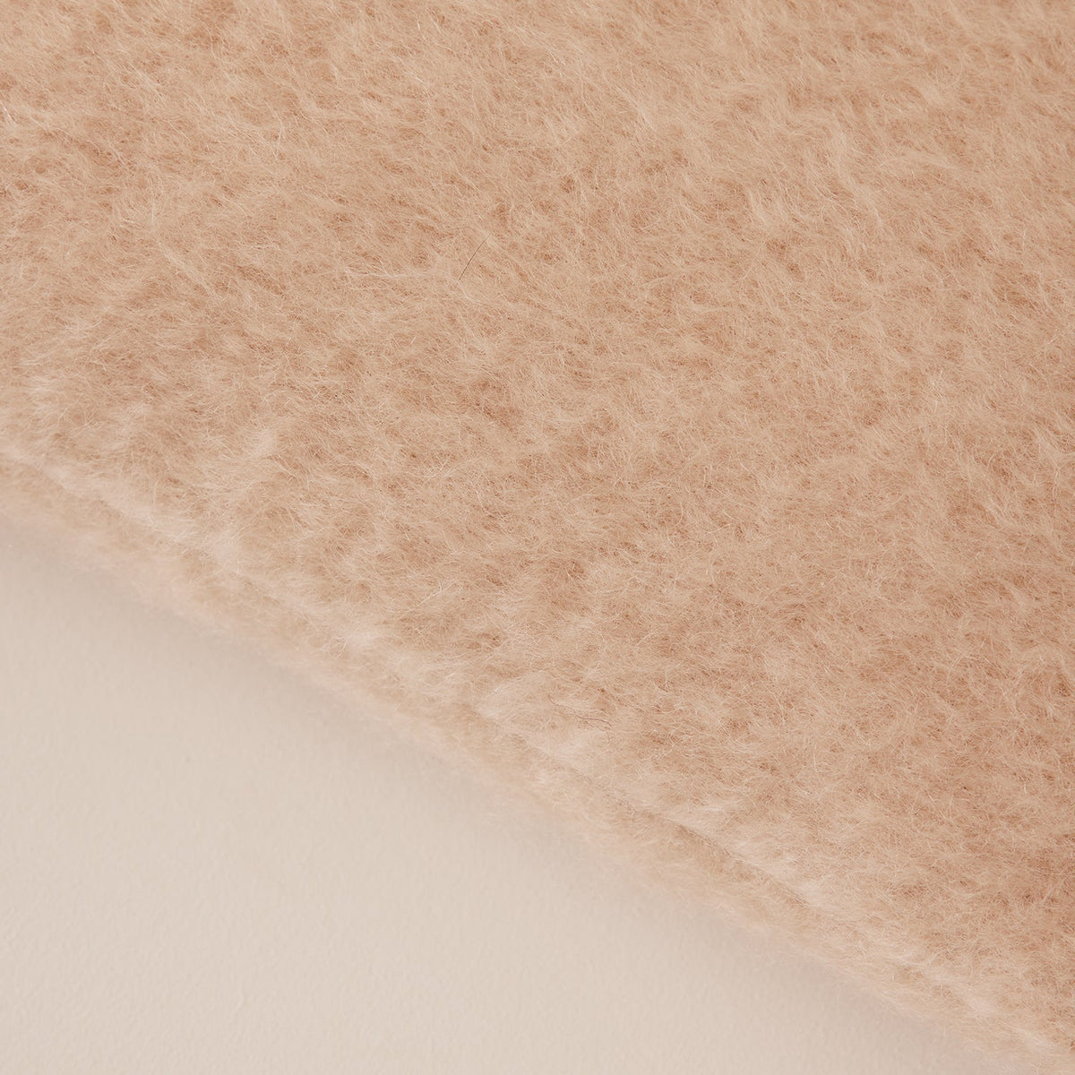 Lisos Cushion Cover