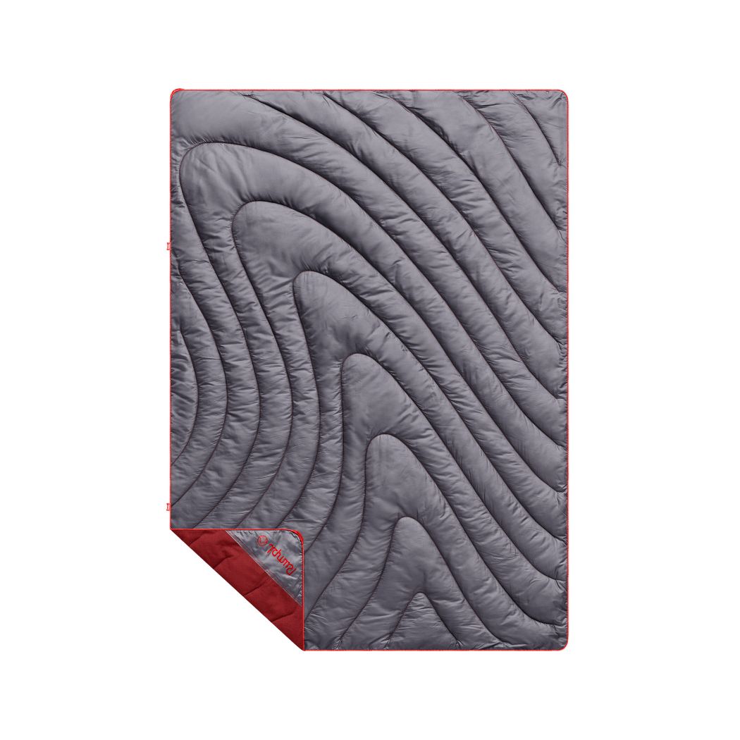 Campfire Puffy Blanket - Cherry Charcoal