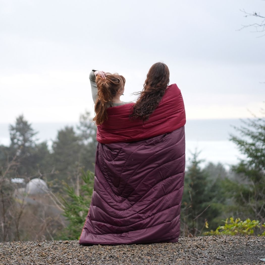 Original Puffy Blanket - Fig Cherry