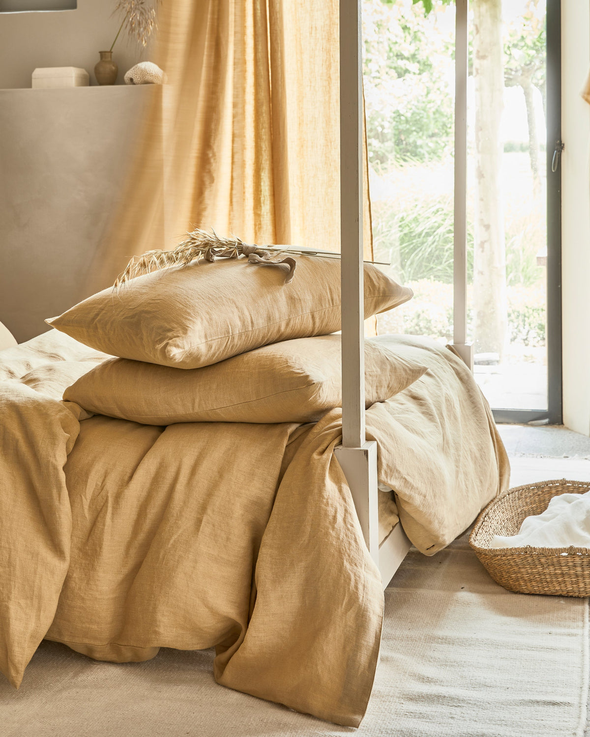 Sandy beige linen fitted sheet