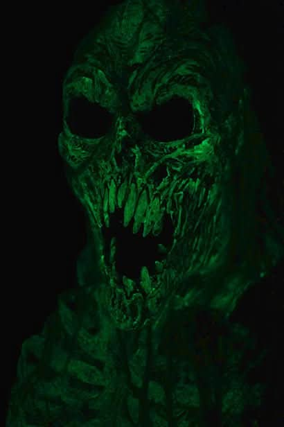 “Ultimate Spectre" GLOW IN THE DARK GHOST HD Studios Pro Halloween Costume view 7
