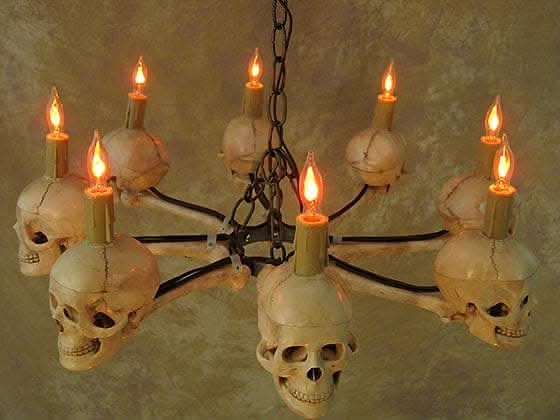 "Wagon Wheel Skull Chandelier" Haunted House Lighting view 3